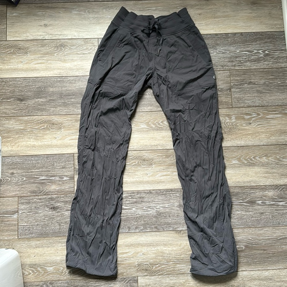Dance Studio Relaxed- Fit Mid- Rise Cargo Pant